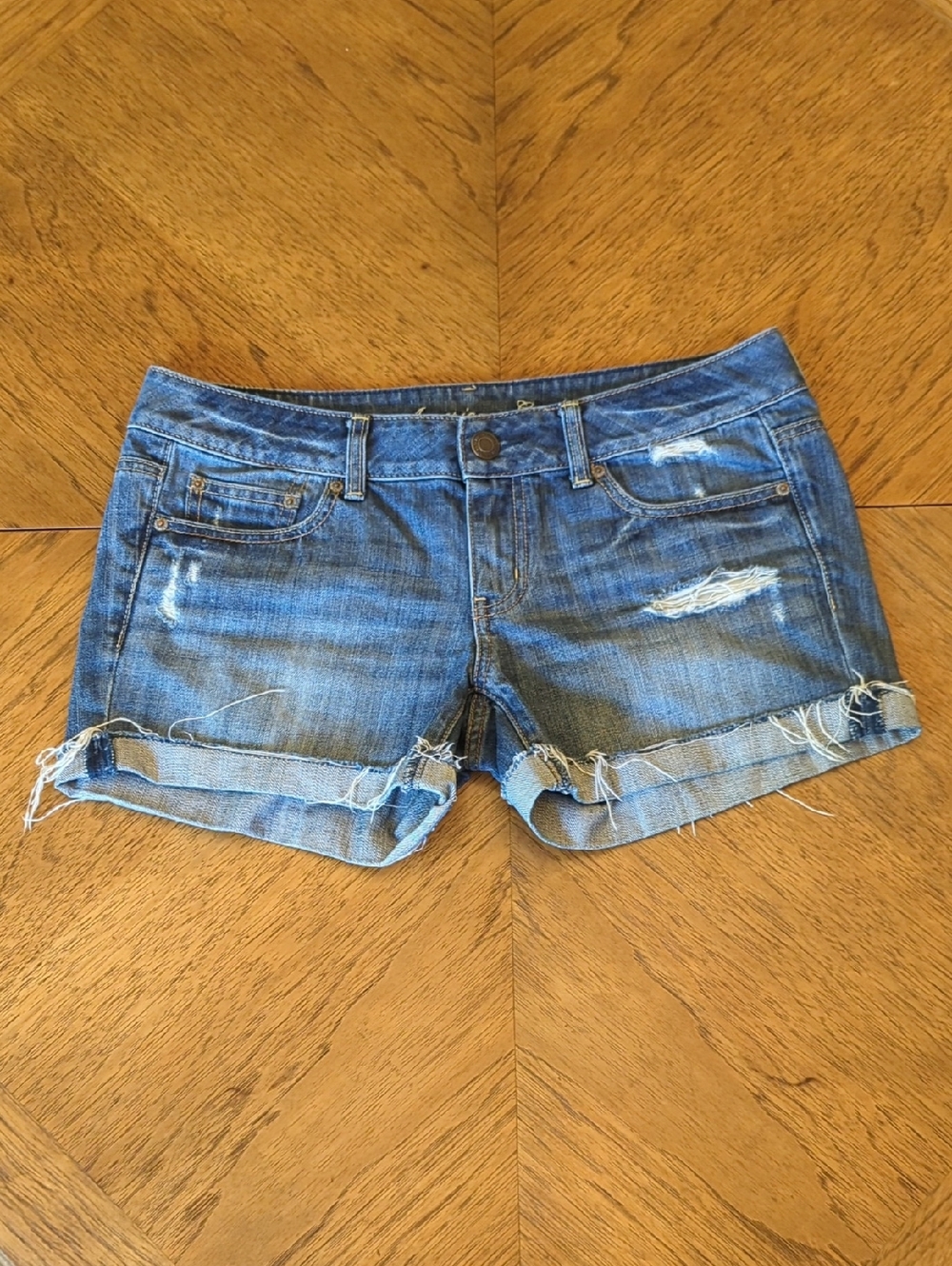 Y2K American Eagle Outfitters Distressed Rolled-Hem Denim Shorts - Blue